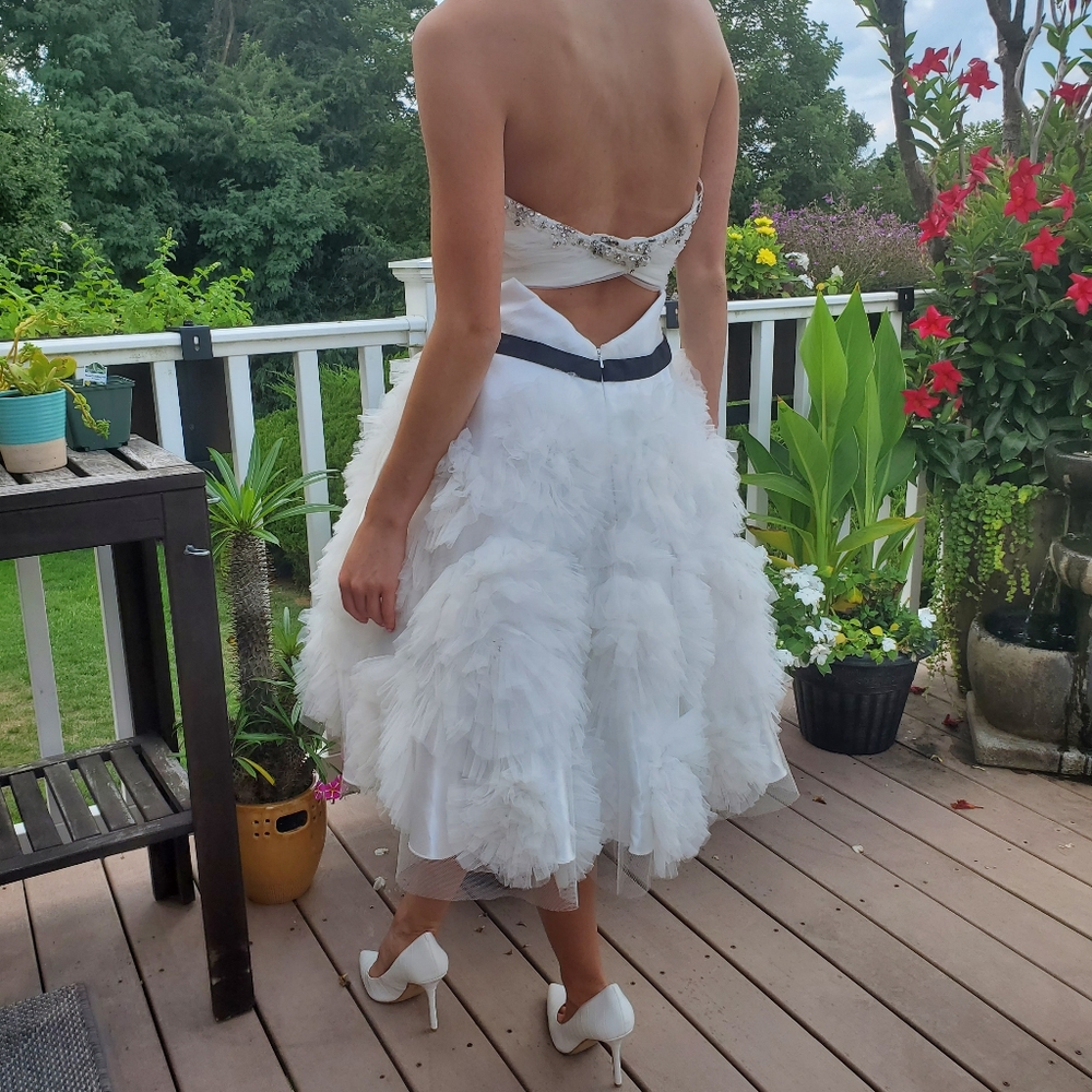 SATIN ROUGE, Beautiful Retro Knee length Wedding, Prom, Party Dress - Picture 11 of 15